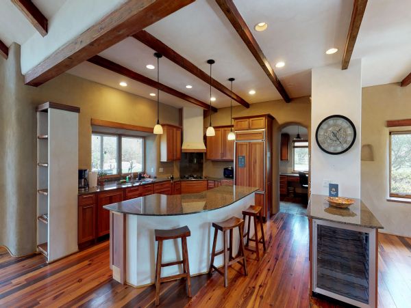 Sonoma County Home 984429