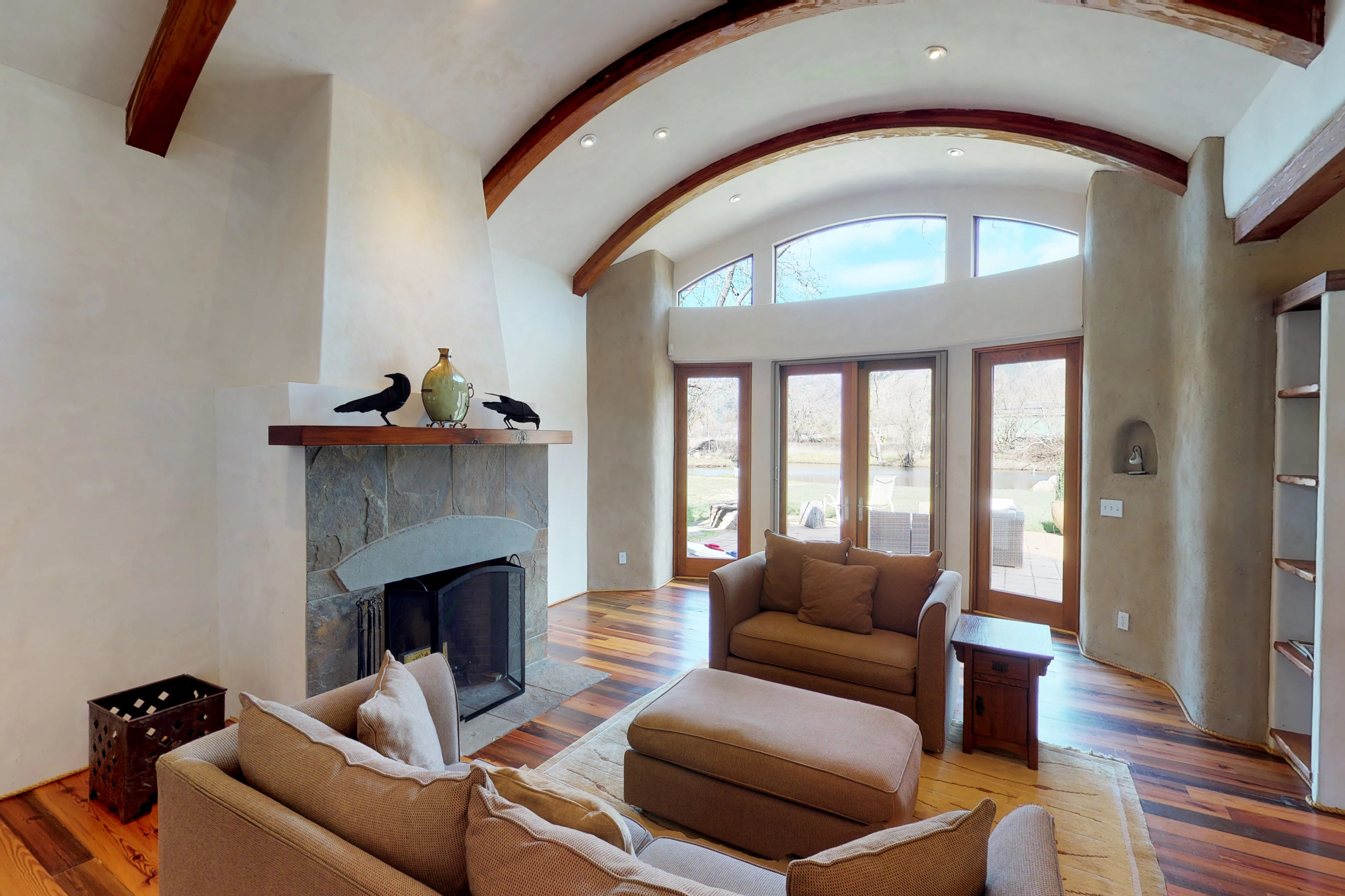 Sonoma County Home 984429