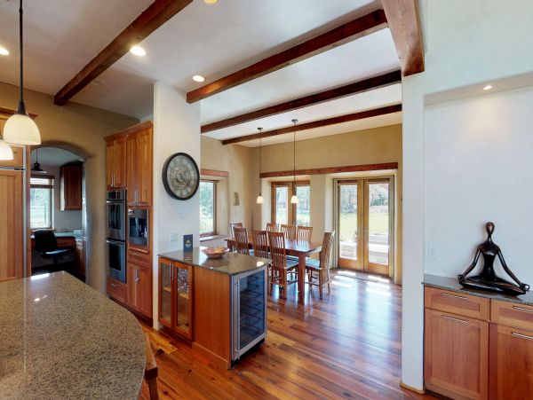 Sonoma County Home 984429