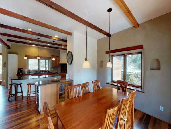 Sonoma County Home 984429