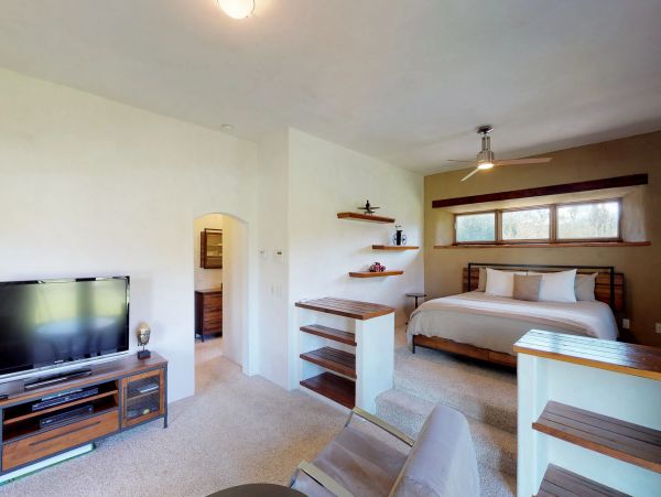 Sonoma County Home 984429