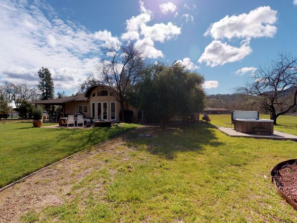 Sonoma County Home 984429