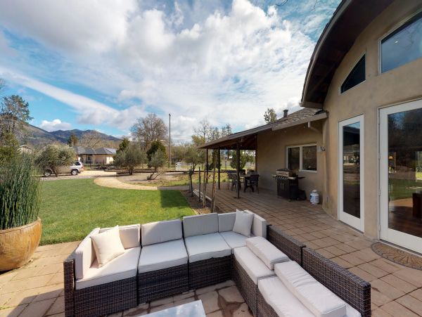 Sonoma County Home 984429