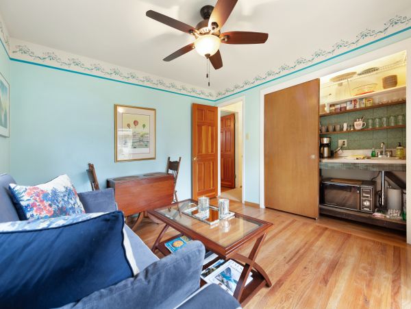 Sonoma County Home 984434