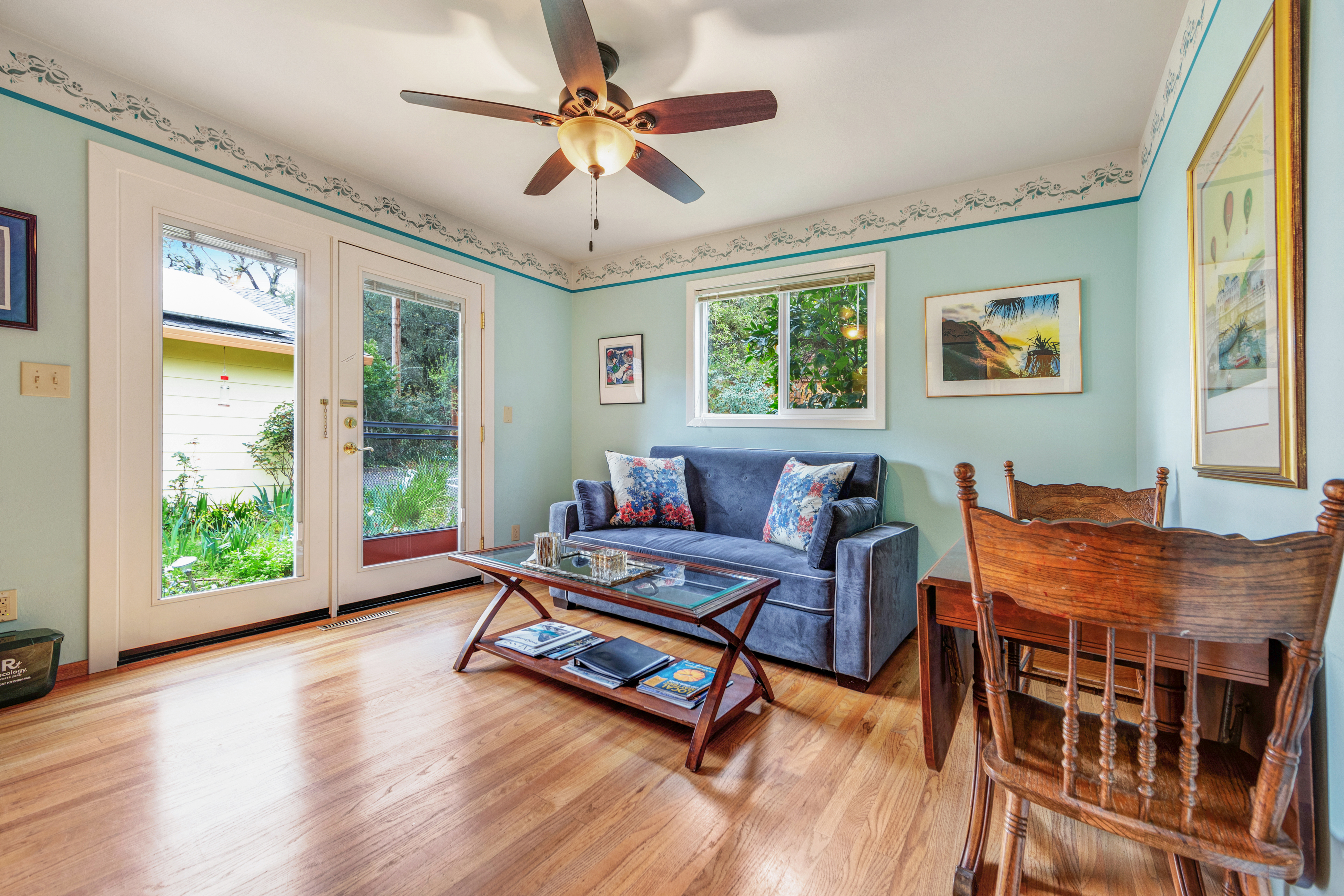Sonoma County Home 984434