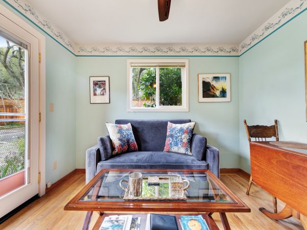 Sonoma County Home 984434