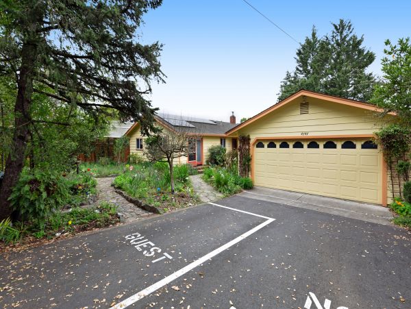 Sonoma County Home 984434