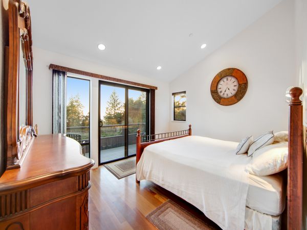 Sonoma County Home 984442