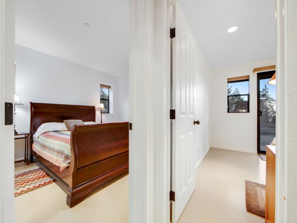 Sonoma County Home 984442