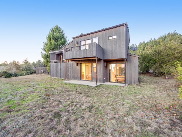 Sonoma County Home 984442