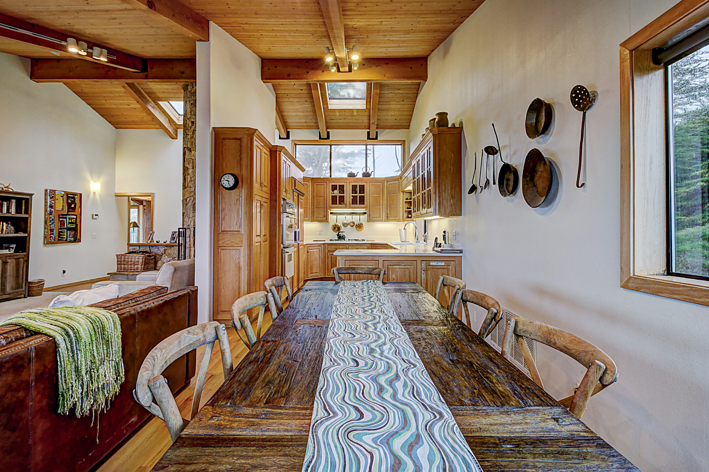 Sonoma County Home 984443