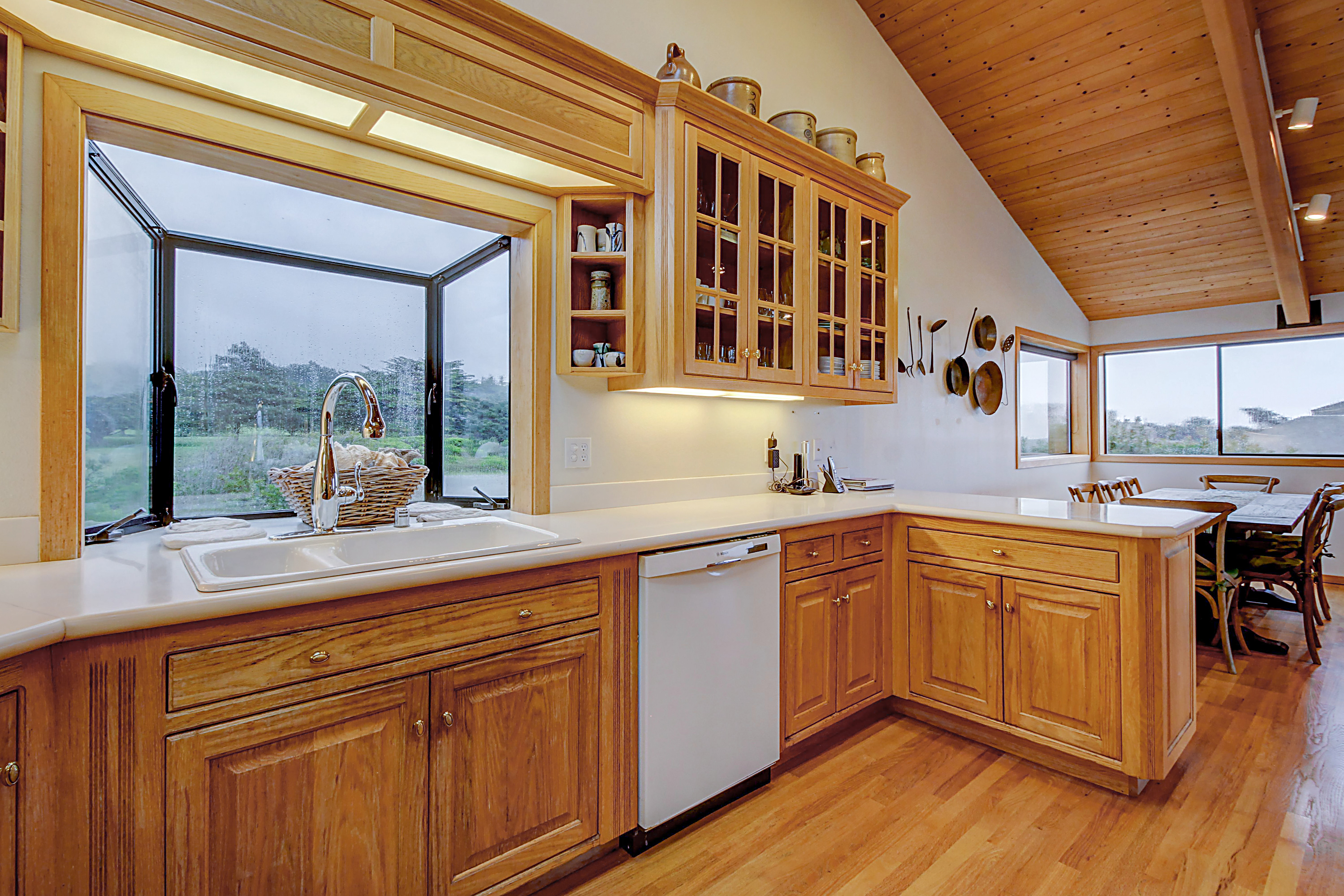 Sonoma County Home 984443