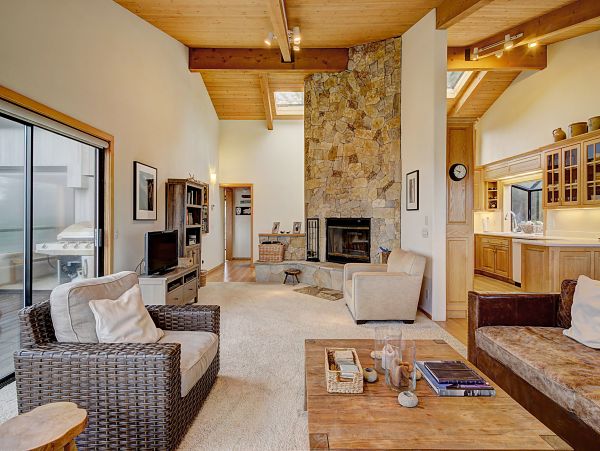 Sonoma County Home 984443