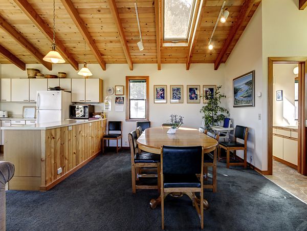 Sonoma County Home 984444