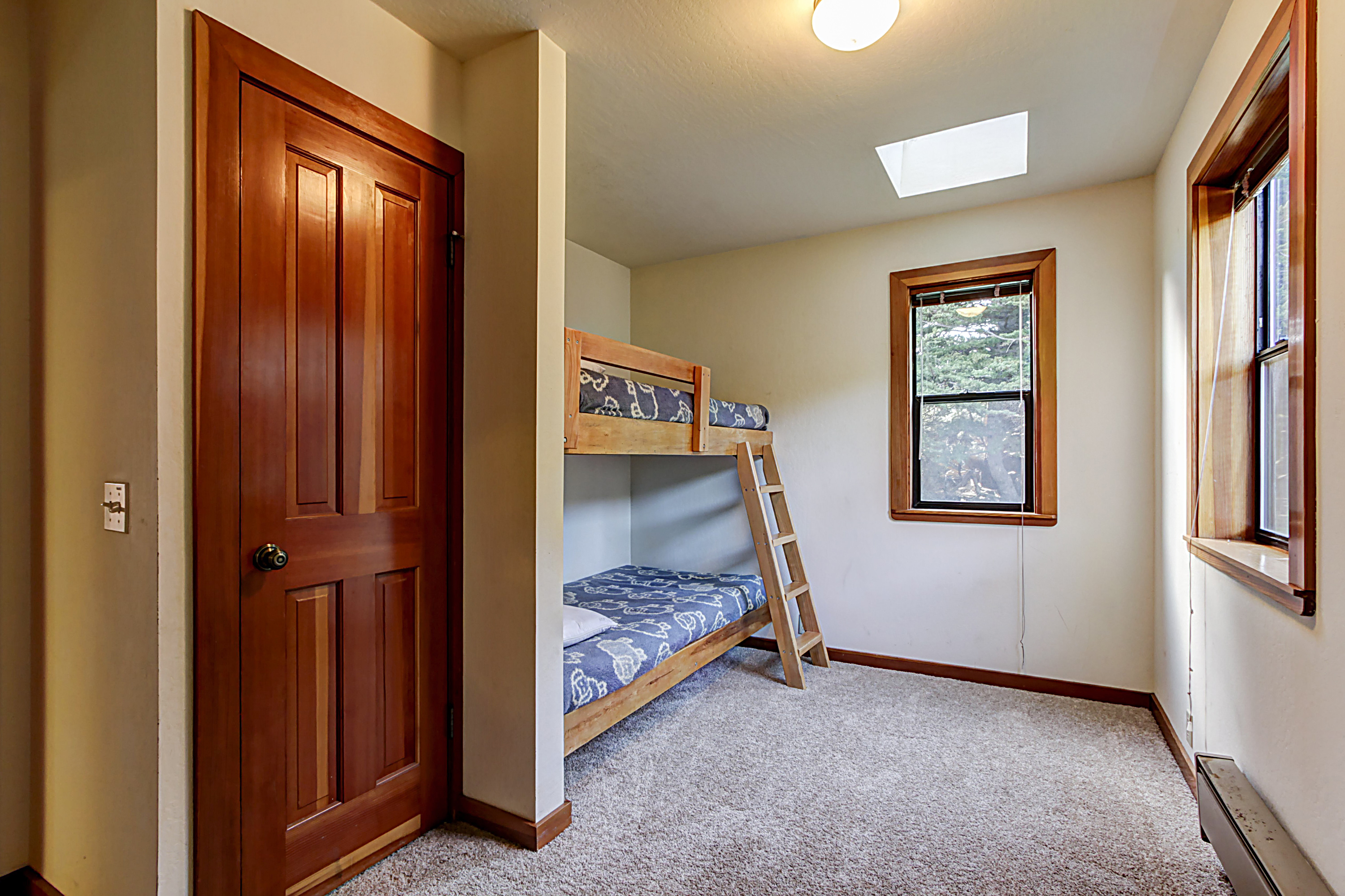 Sonoma County Home 984444