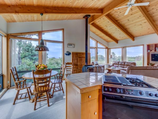 Sonoma County Home 984445