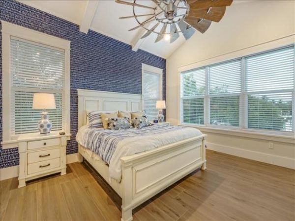 Direct Canal Views Four Bedroom Anna Maria Pool Home