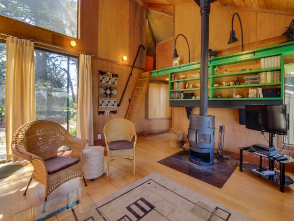 Sonoma County Home 984448