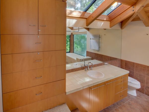 Sonoma County Home 984448