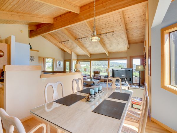 Sonoma County Home 984449