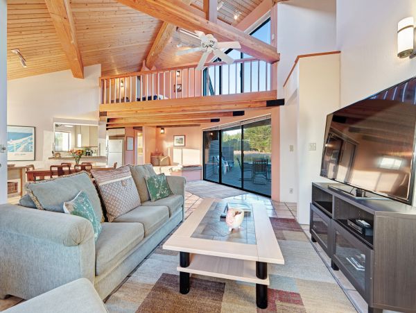 Sonoma County Home 984450