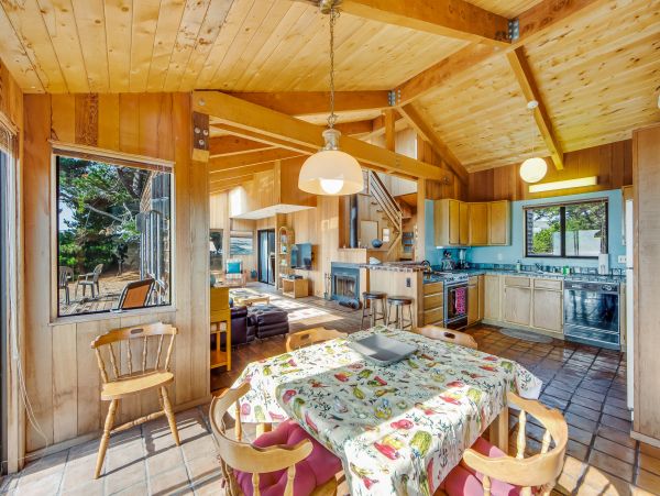 Sonoma County Home 984452