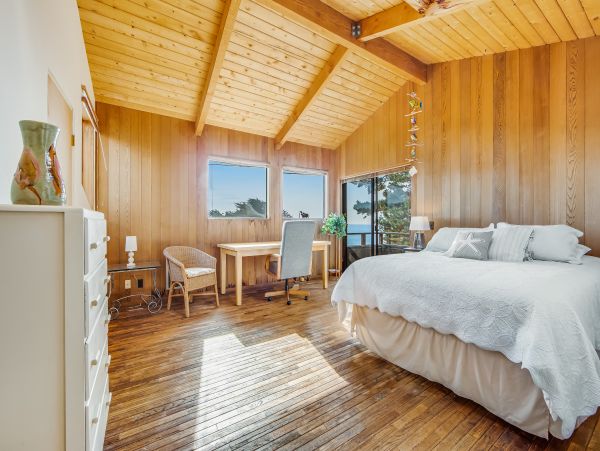 Sonoma County Home 984452