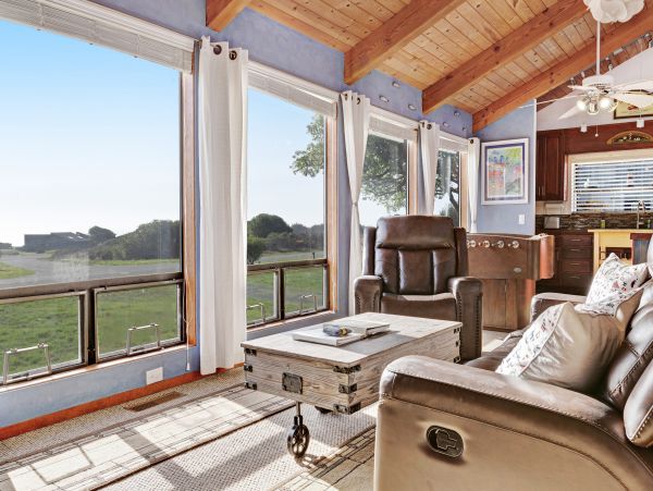Sonoma County Home 984453