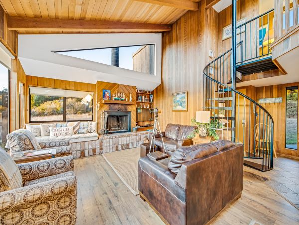 Sonoma County Home 984454