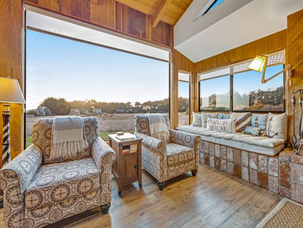 Sonoma County Home 984454