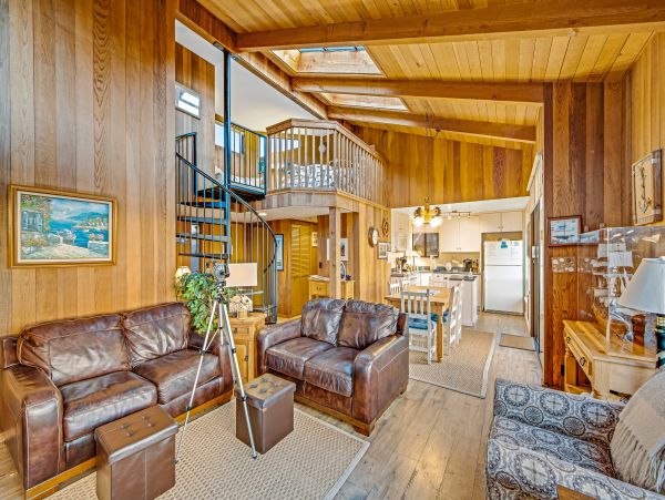 Sonoma County Home 984454