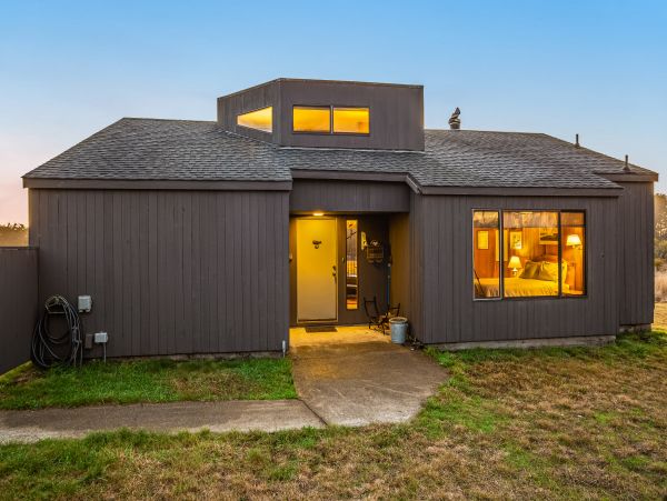 Sonoma County Home 984454
