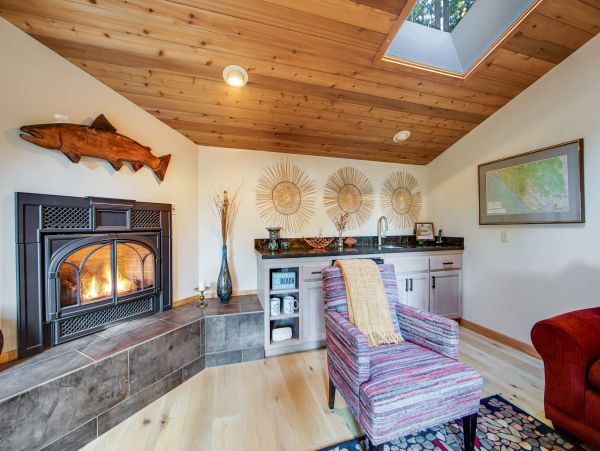 Sonoma County Home 984455