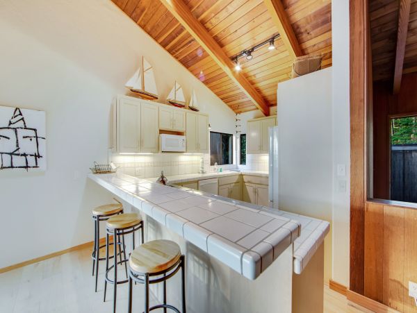 Sonoma County Home 984455