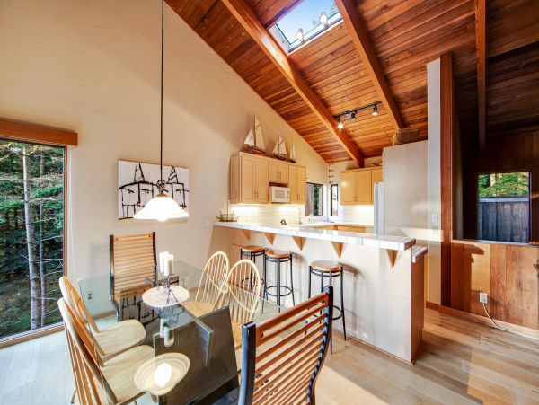Sonoma County Home 984455