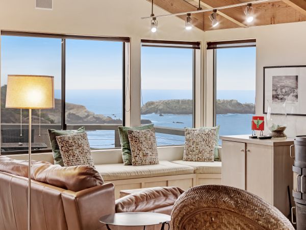 Sonoma County Home 984456