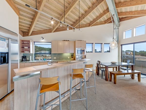 Sonoma County Home 984456