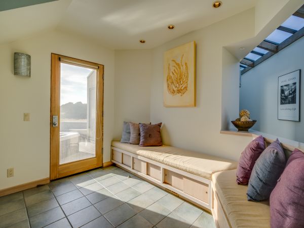 Sonoma County Home 984456