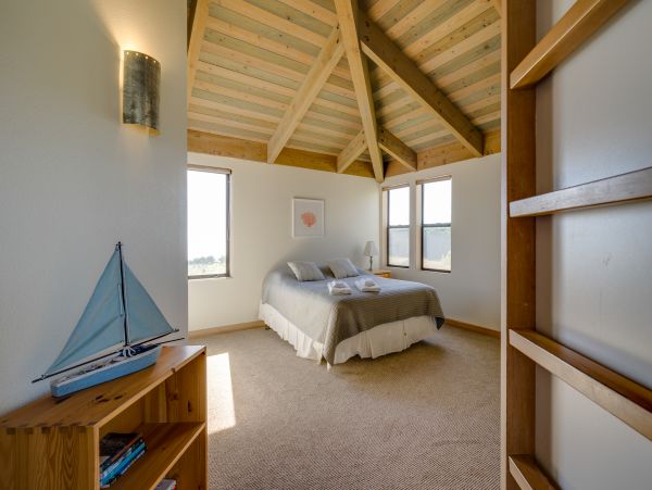 Sonoma County Home 984456