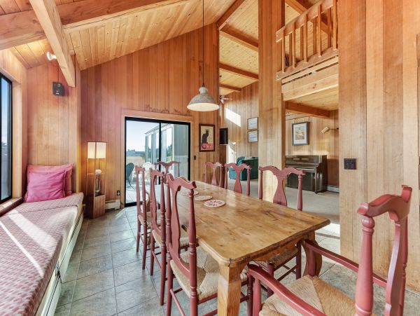 Sonoma County Home 984458