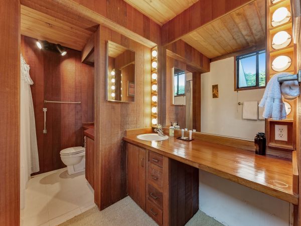 Sonoma County Home 984458