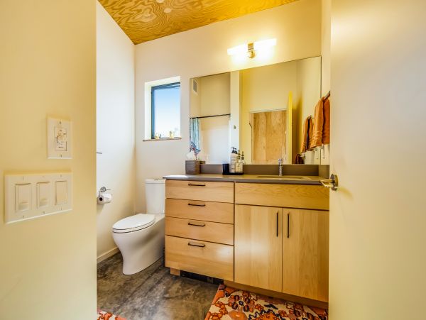 Sonoma County Home 984463