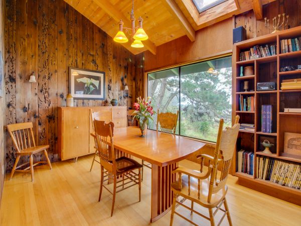 Sonoma County Home 984465