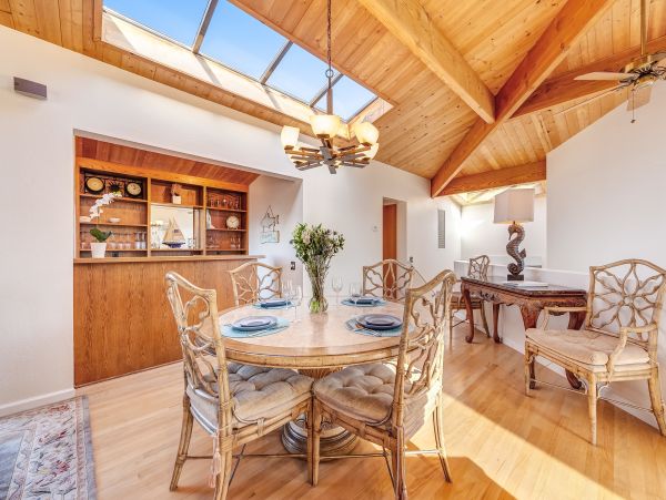 Sonoma County Home 984467
