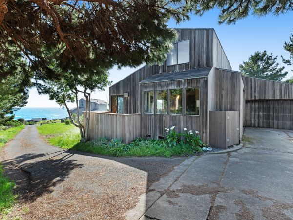 Sonoma County Home 984469