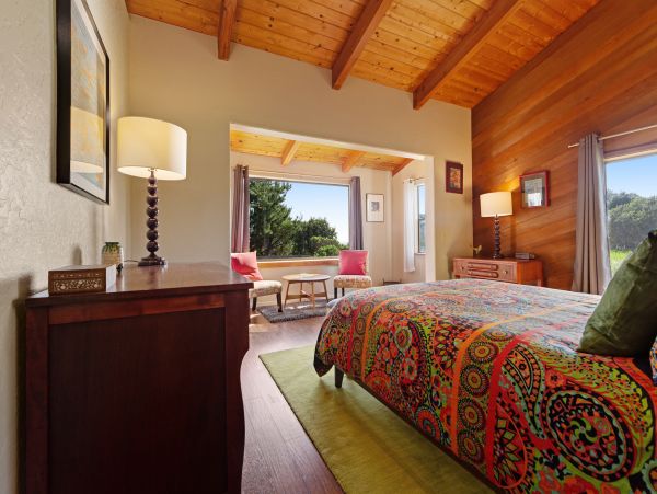 Sonoma County Home 984469