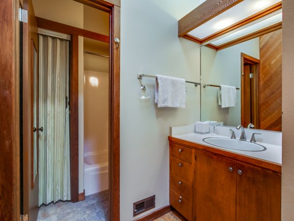 Sonoma County Home 984472