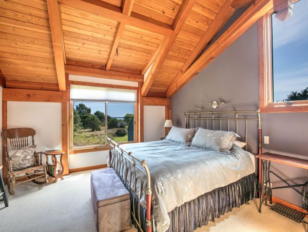 Sonoma County Home 984473