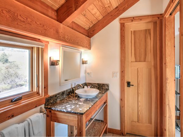 Sonoma County Home 984473