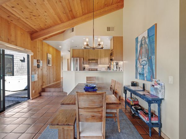 Sonoma County Home 984474